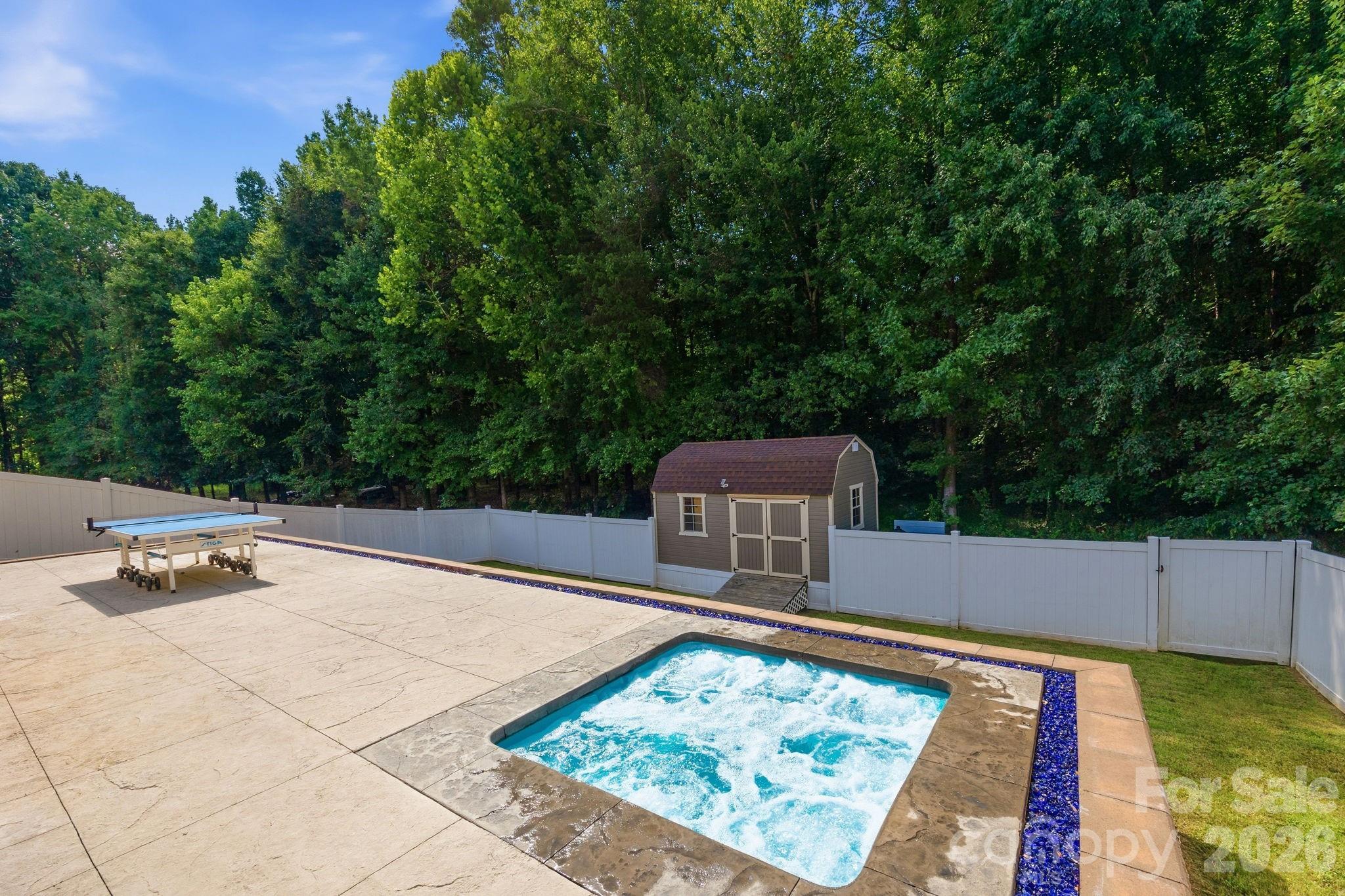 421 De Lara Circle Property Photo 35