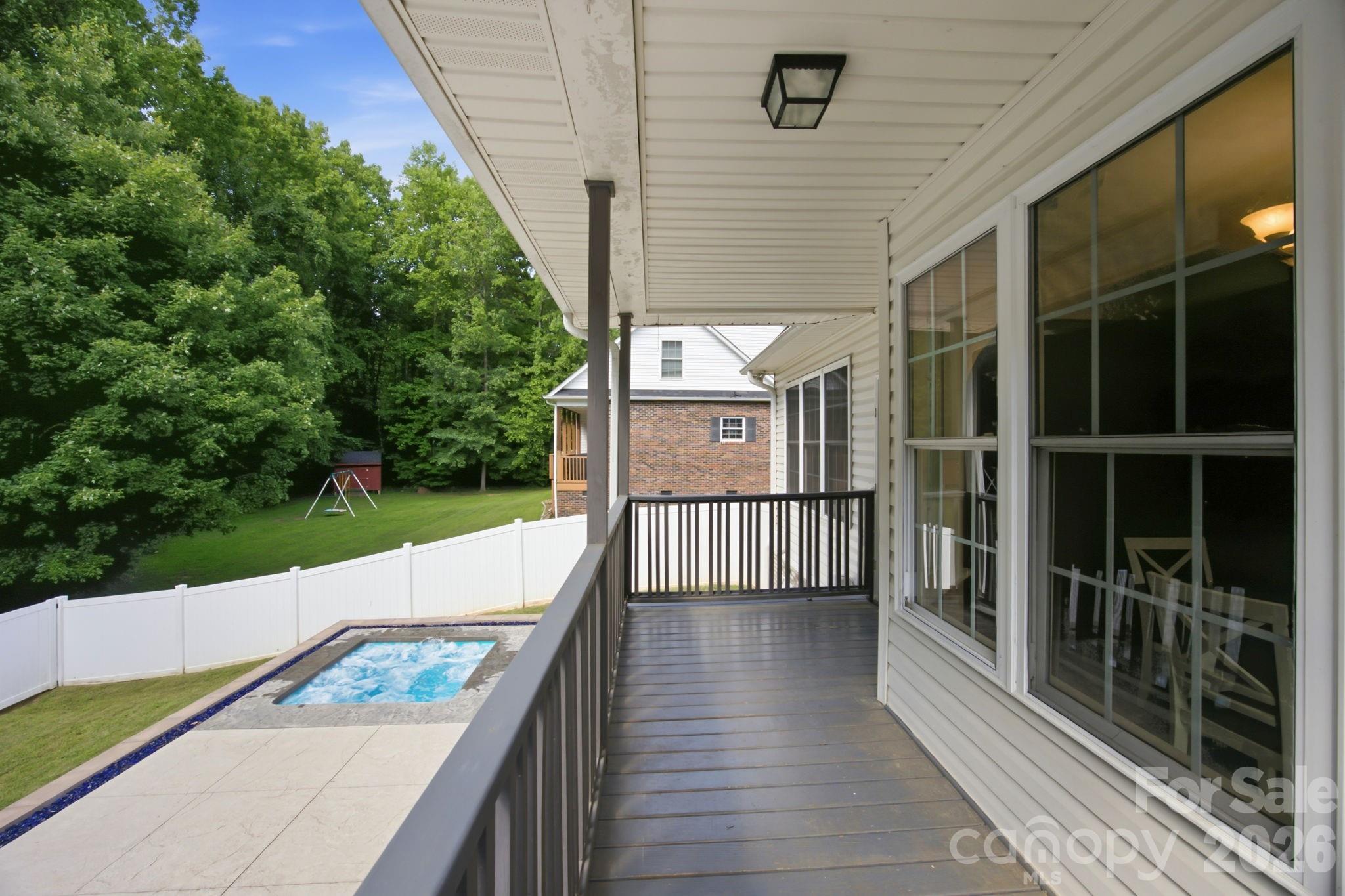421 De Lara Circle Property Photo 41