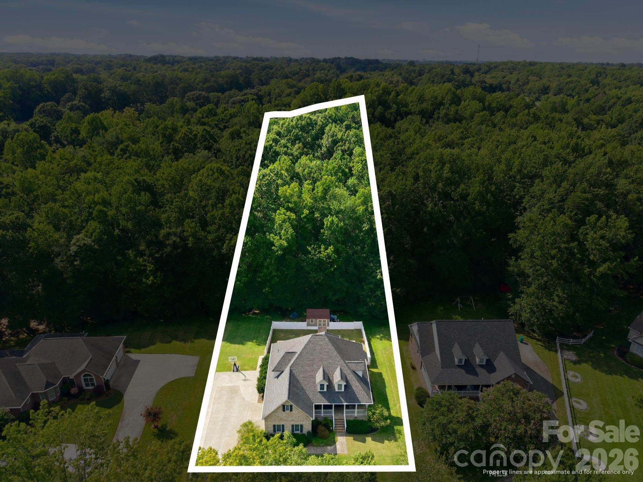 421 De Lara Circle Property Photo 46