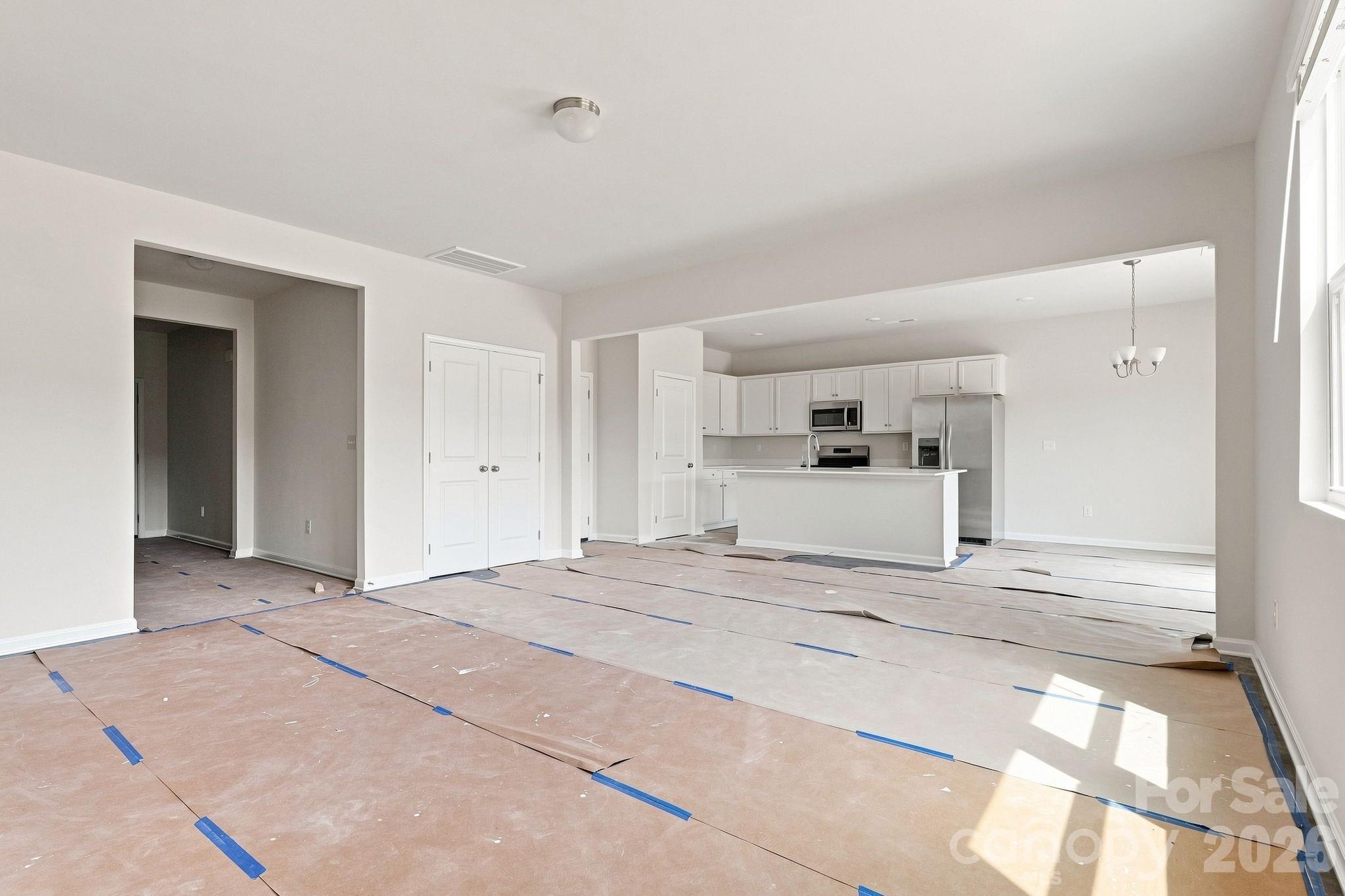 237 Planters Row Road Property Photo 4