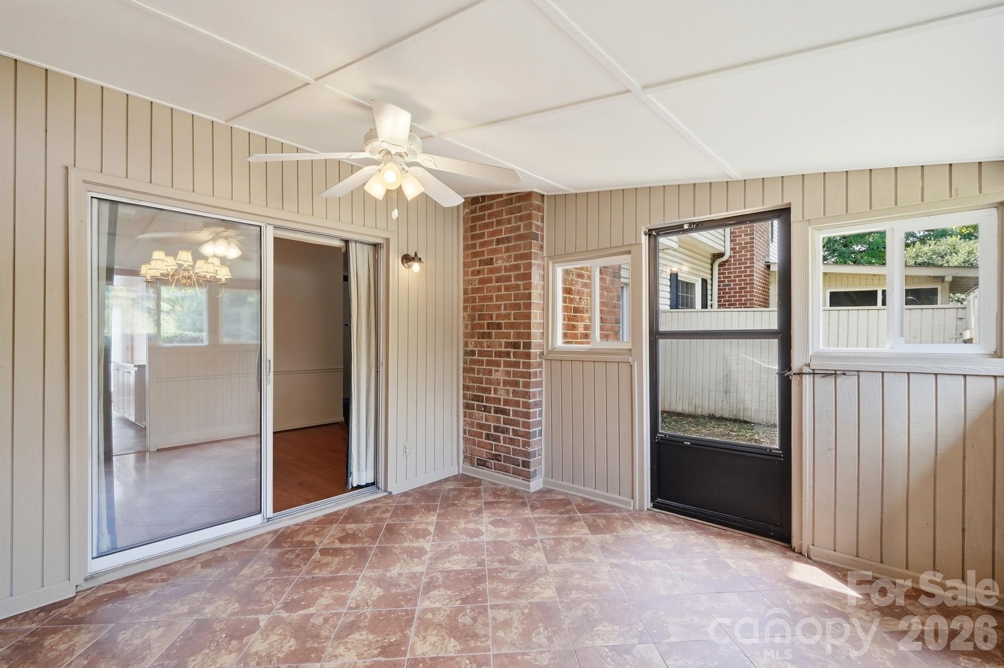 5901 Quail Hollow Road B Property Photo 20