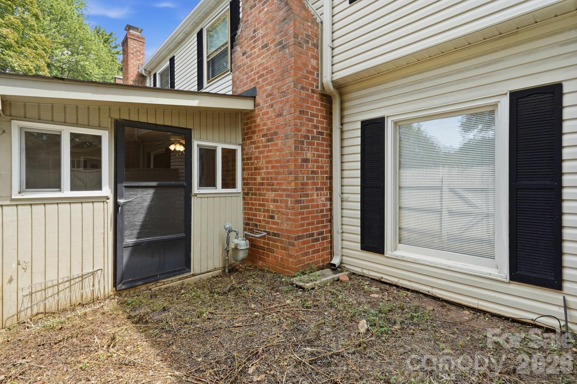 5901 Quail Hollow Road B Property Photo 23