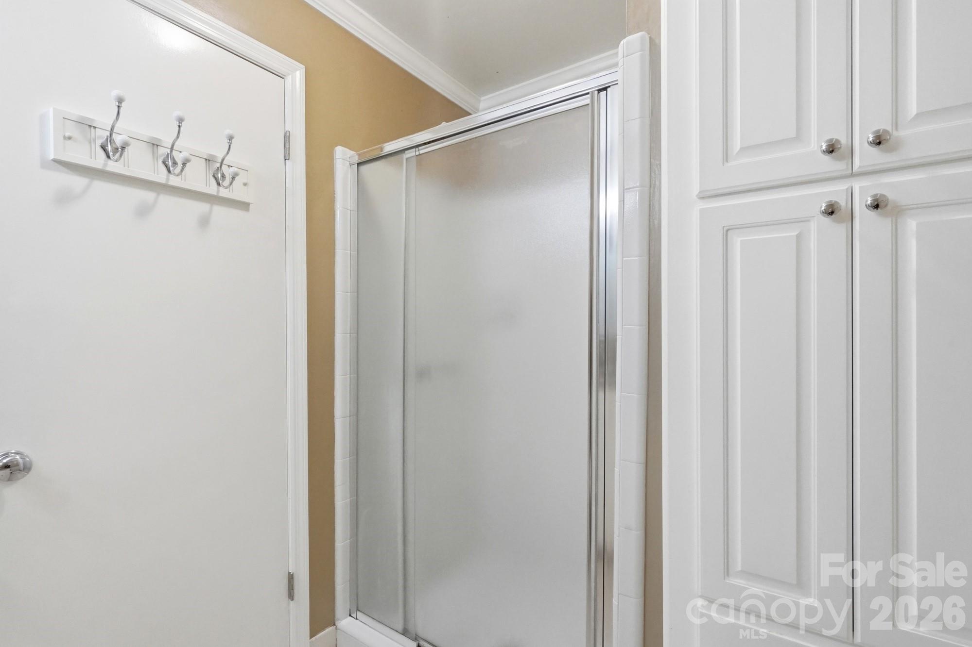 5901 Quail Hollow Road B Property Photo 32