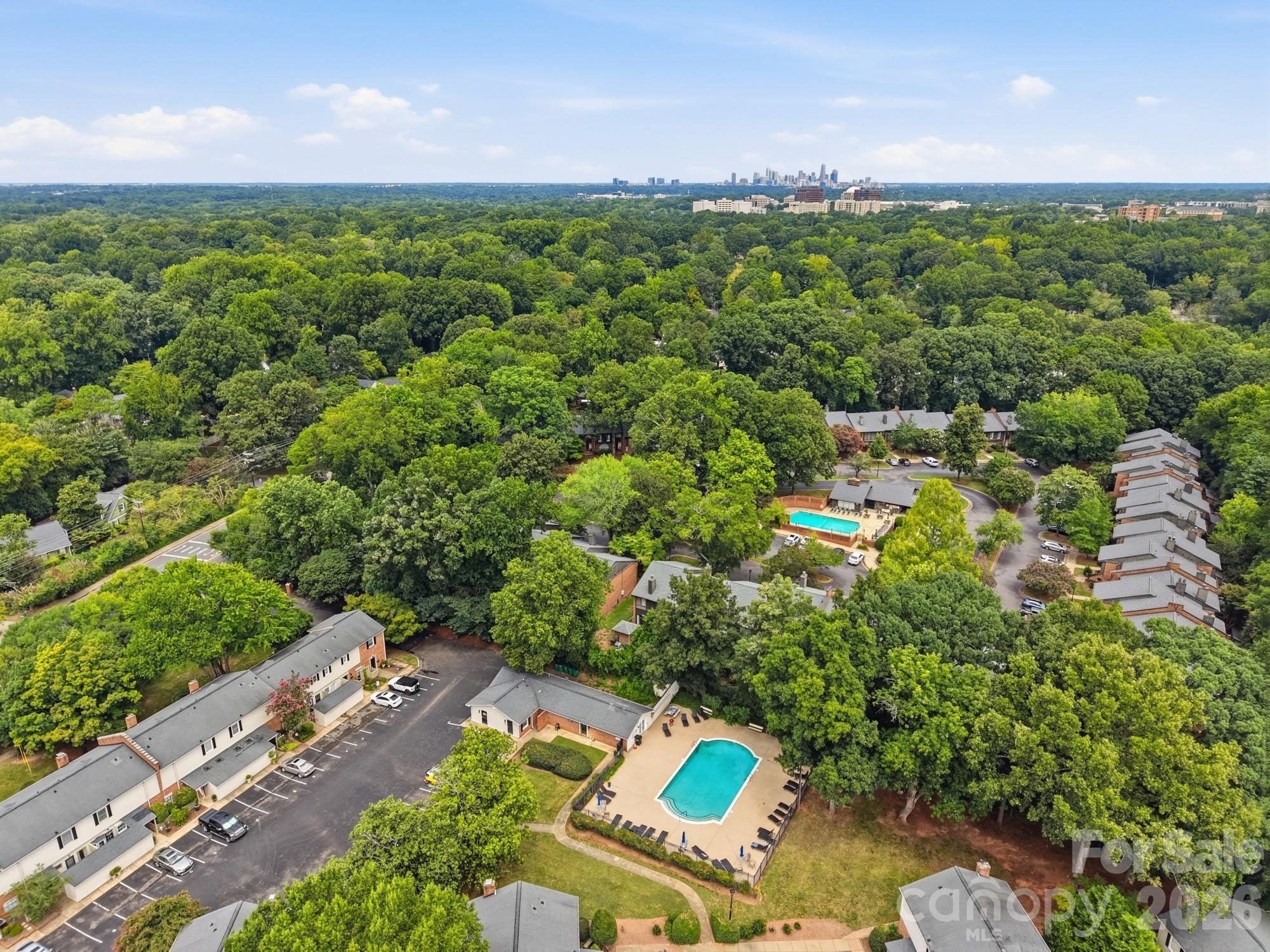 5901 Quail Hollow Road B Property Photo 39