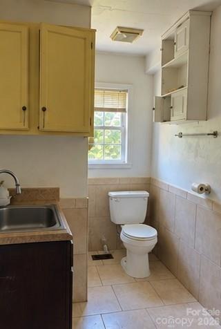 3308 Sutton Drive Property Photo 5