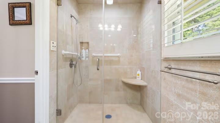 1475 Riverview Circle Property Photo 11