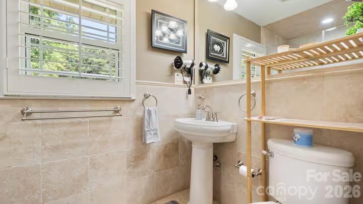 1475 Riverview Circle Property Photo 18