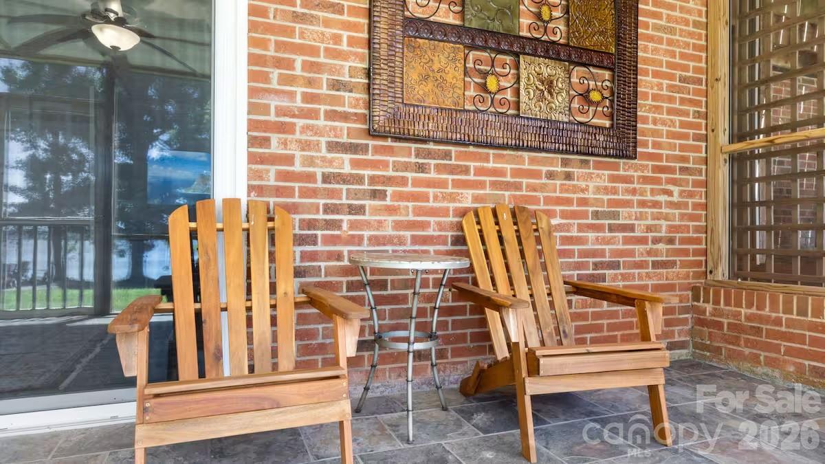 1475 Riverview Circle Property Photo 38