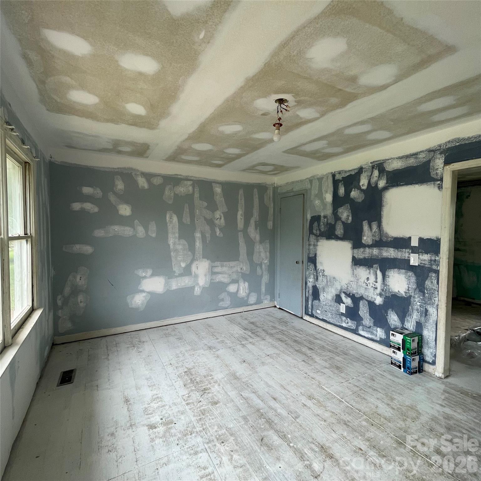 248 Woodside Drive Property Photo 5