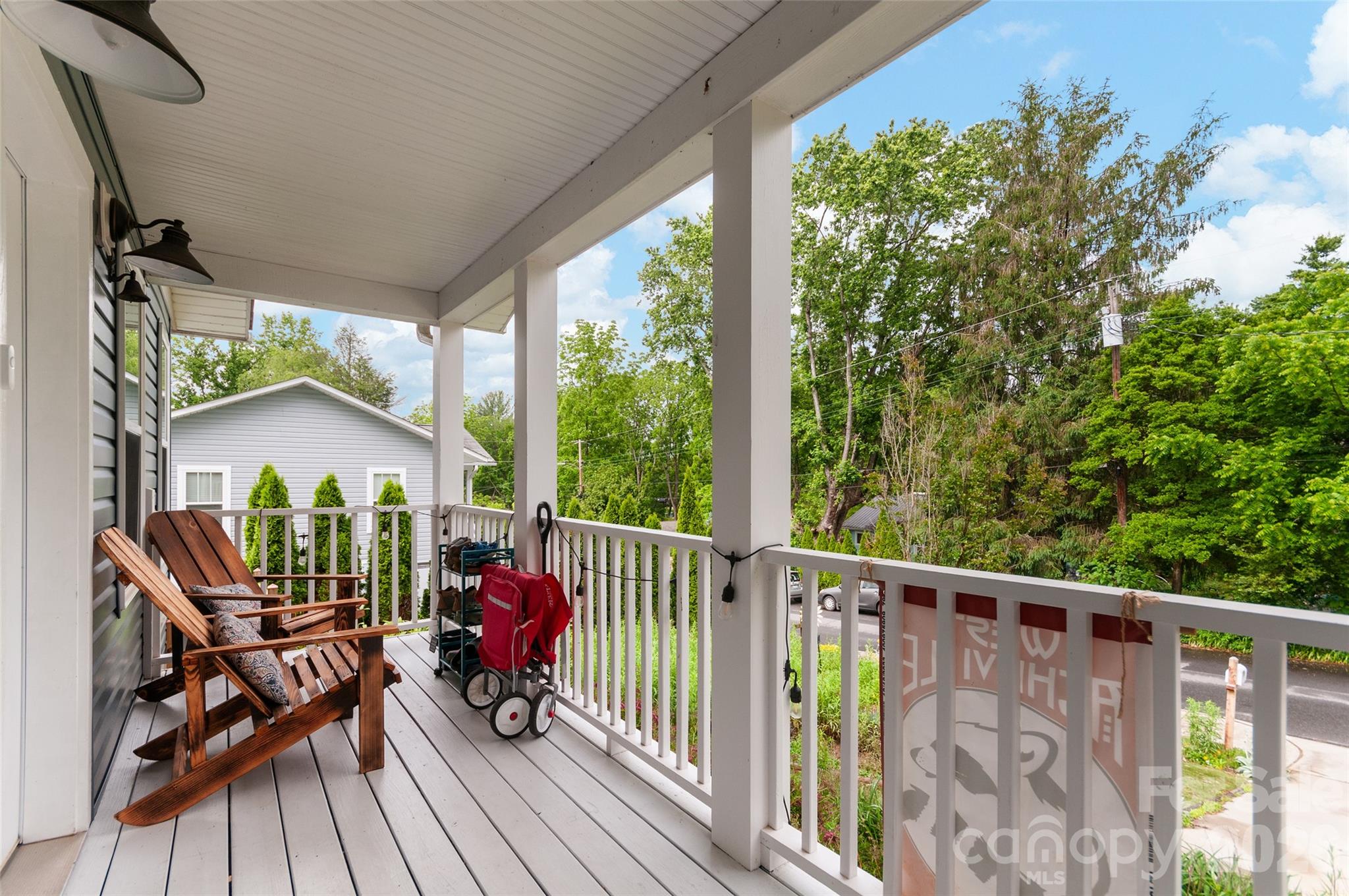 250 Virginia Avenue Property Photo 7