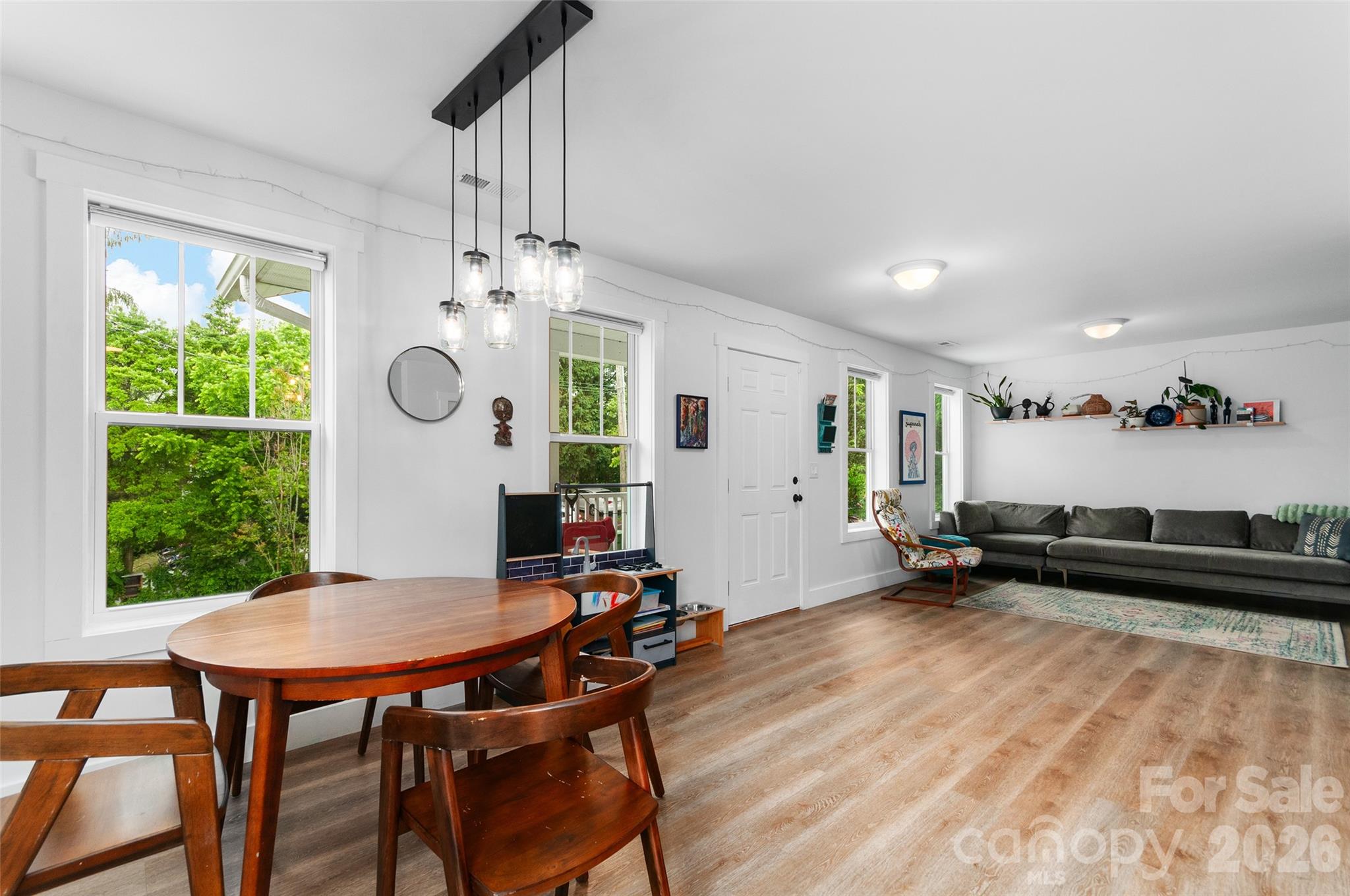 250 Virginia Avenue Property Photo 10