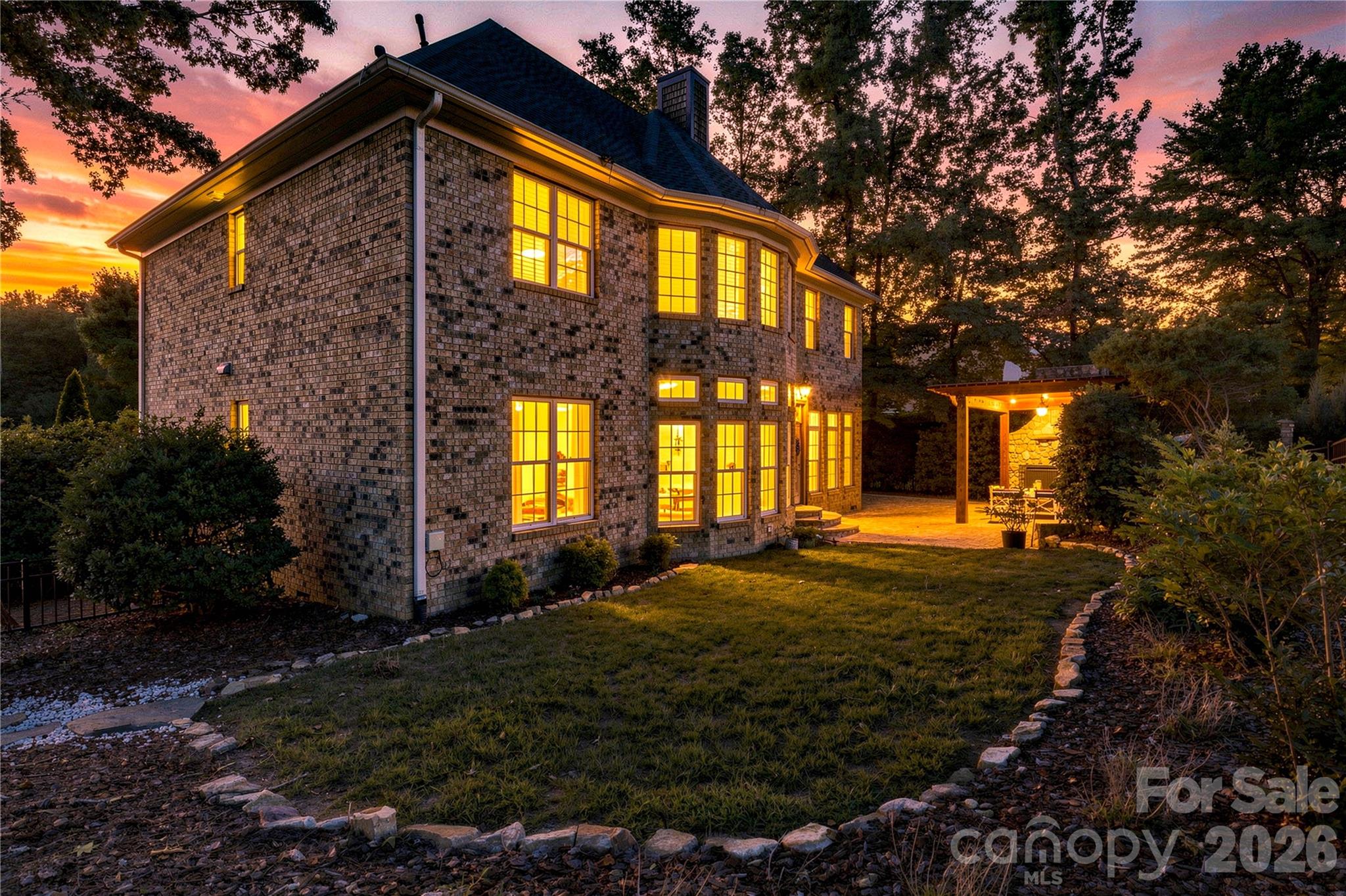 7768 Burning Ridge Drive Property Photo 45
