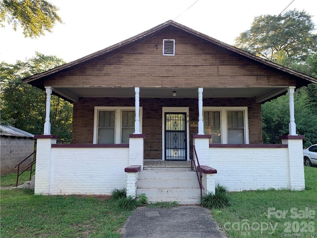 917 Logan Street Property Photo 1