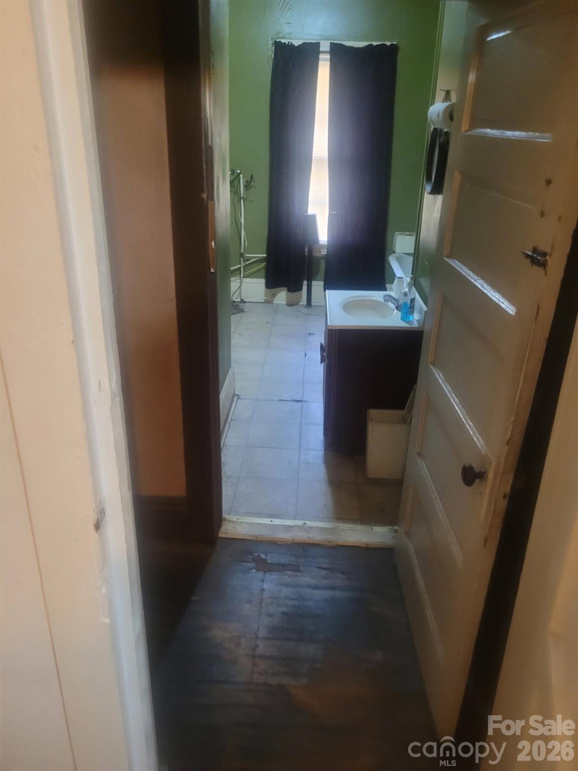 917 Logan Street Property Photo 6