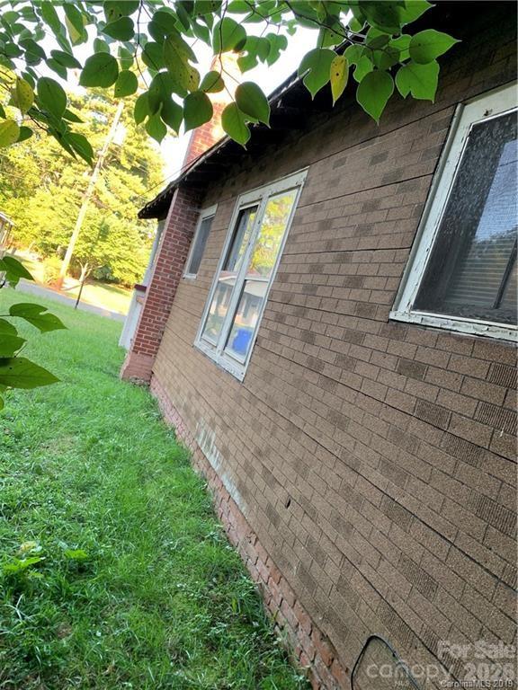 917 Logan Street Property Photo 12