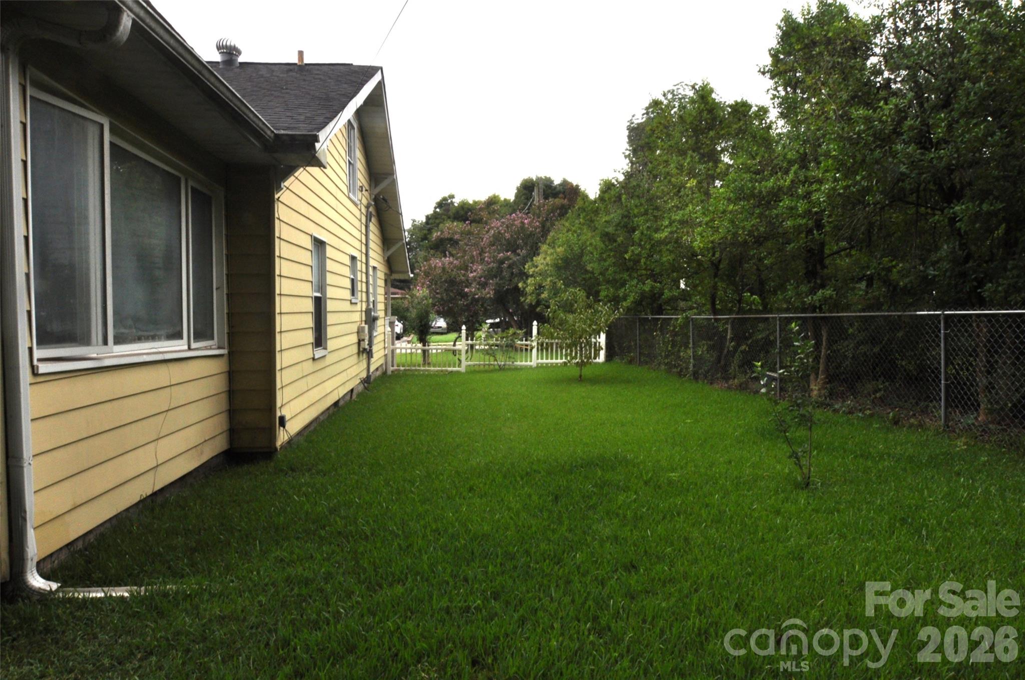 161 Walnut Street Property Photo 21