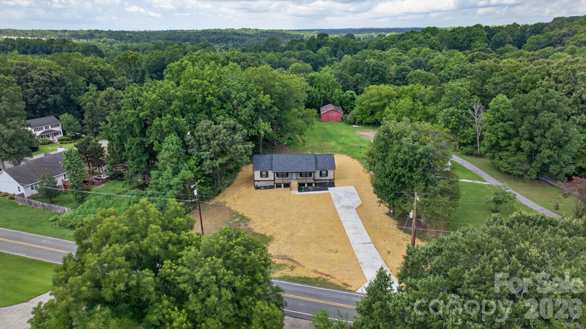 2274 Darwick Road Property Photo 4