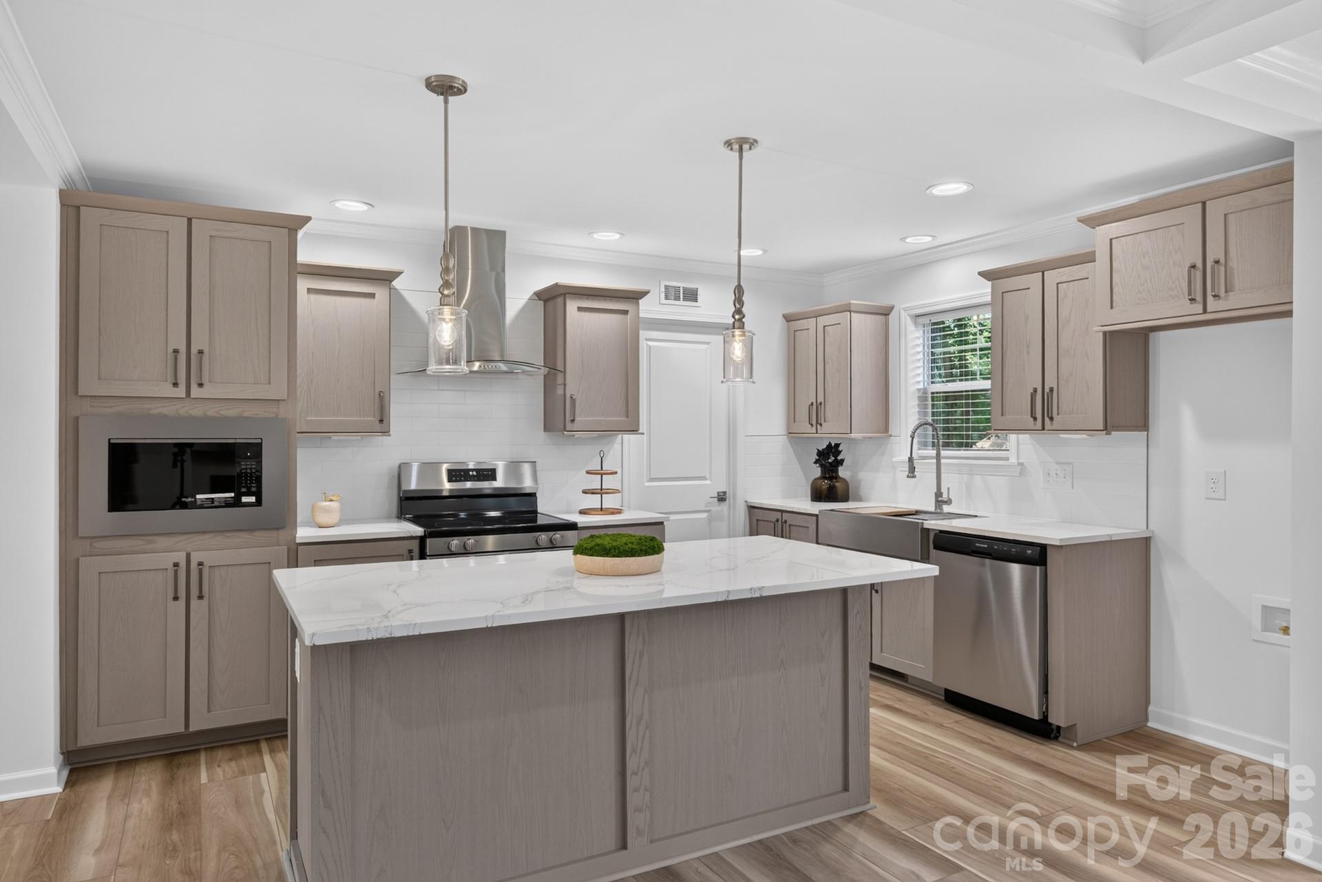 2274 Darwick Road Property Photo 12