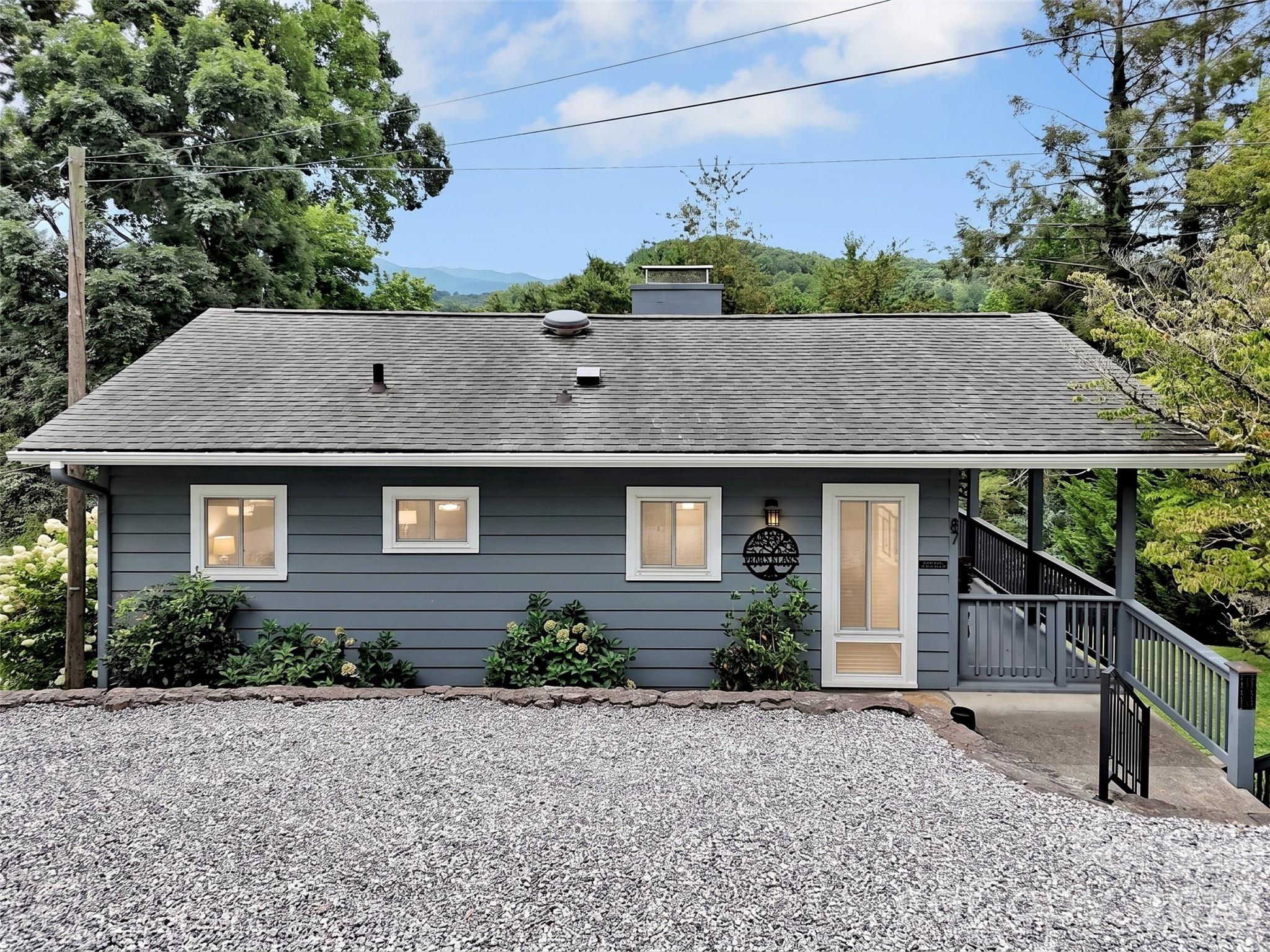 87 Glenview Road Property Photo 3
