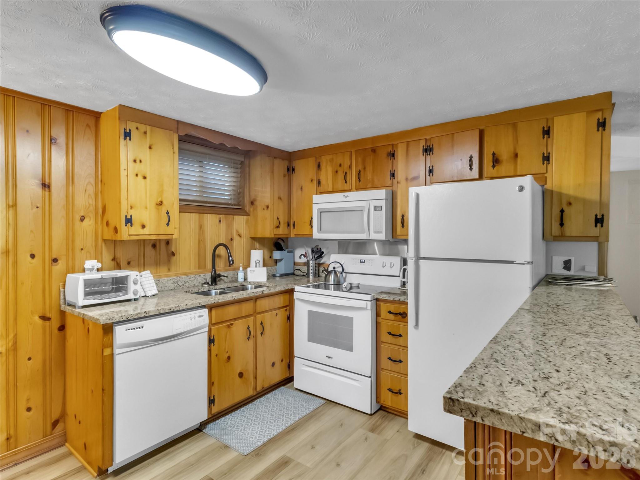 87 Glenview Road Property Photo 24