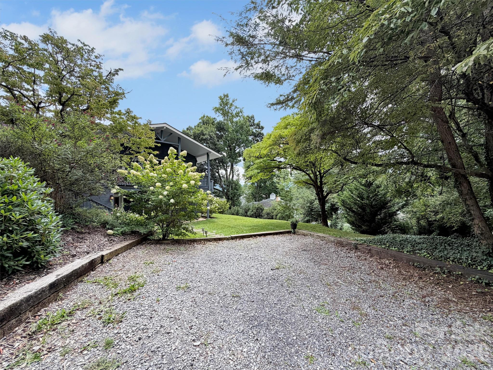 87 Glenview Road Property Photo 33
