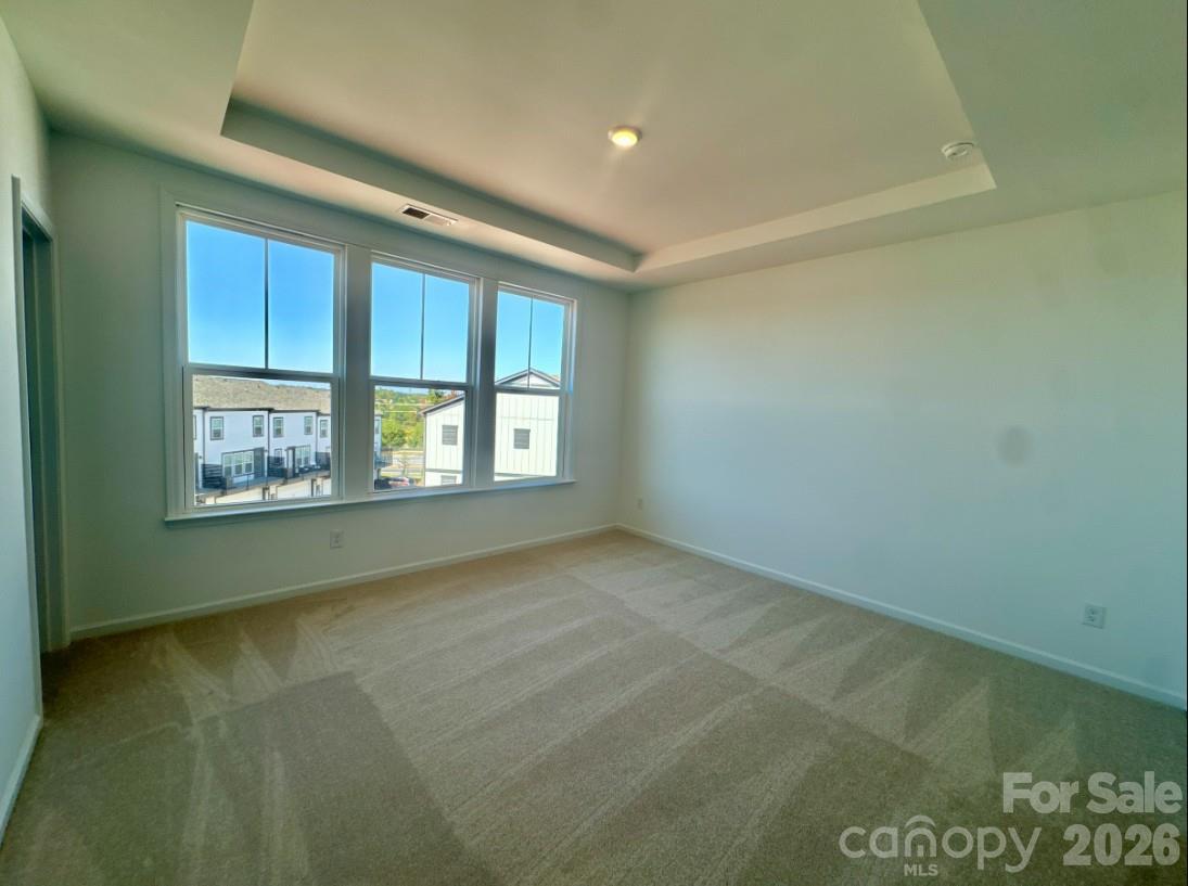 2133 Hawksworth Lane Property Photo 5