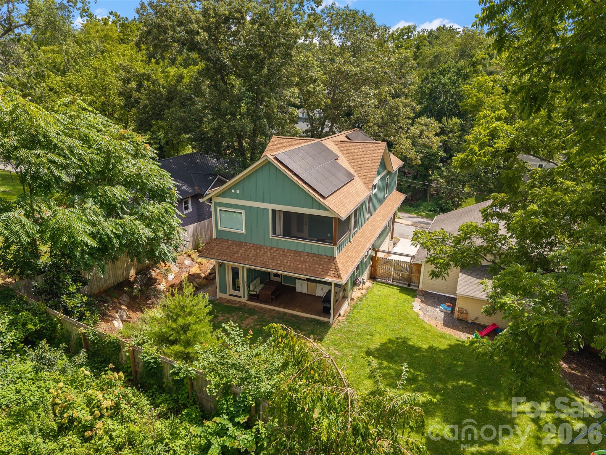 159 Wellington Street Property Photo 4