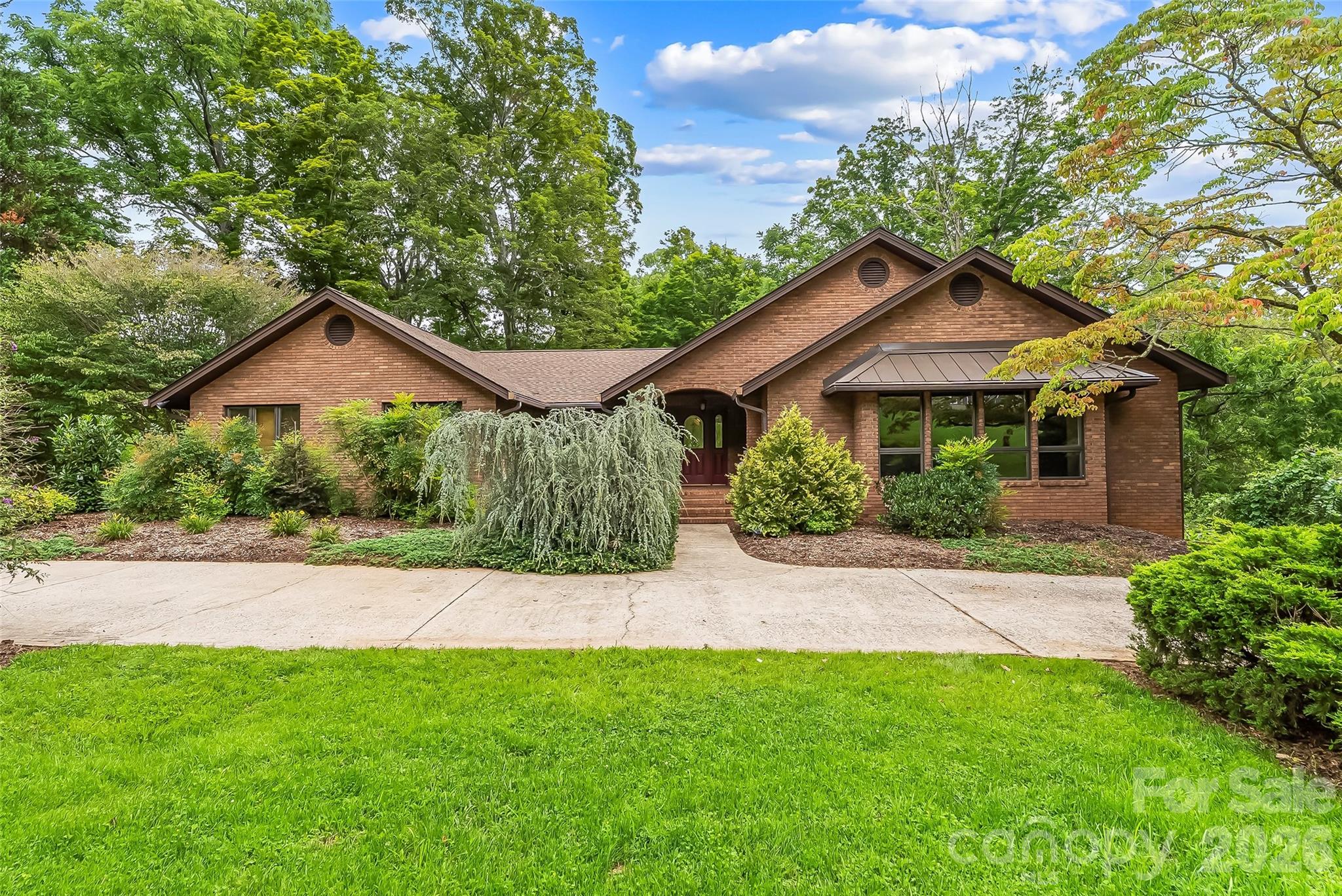 60 Monte Vista Drive Property Photo 1