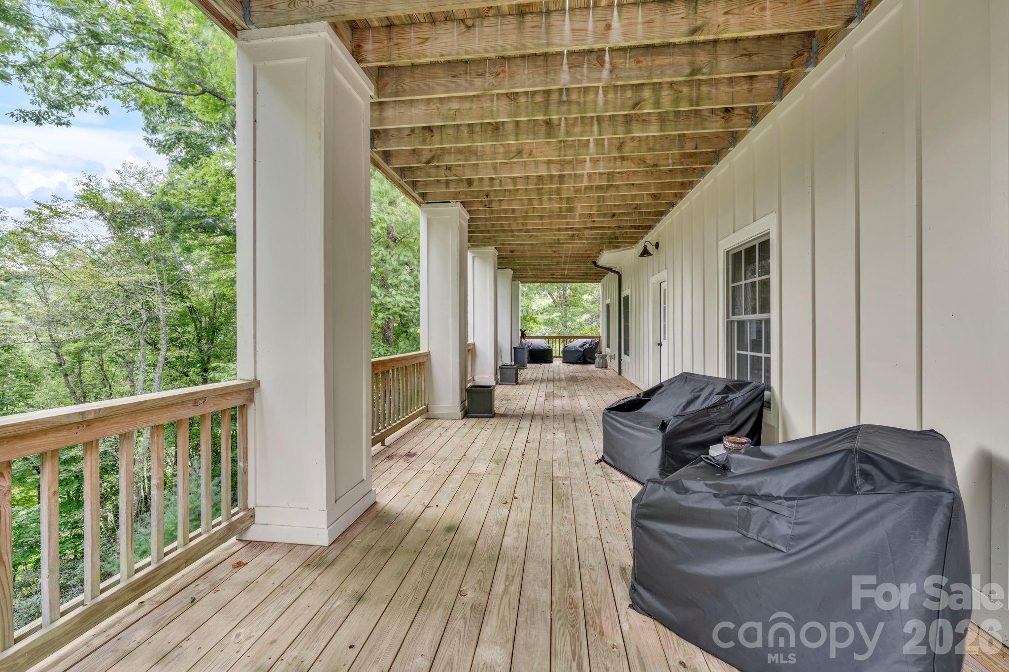 368 Green Hill Woods Property Photo 42