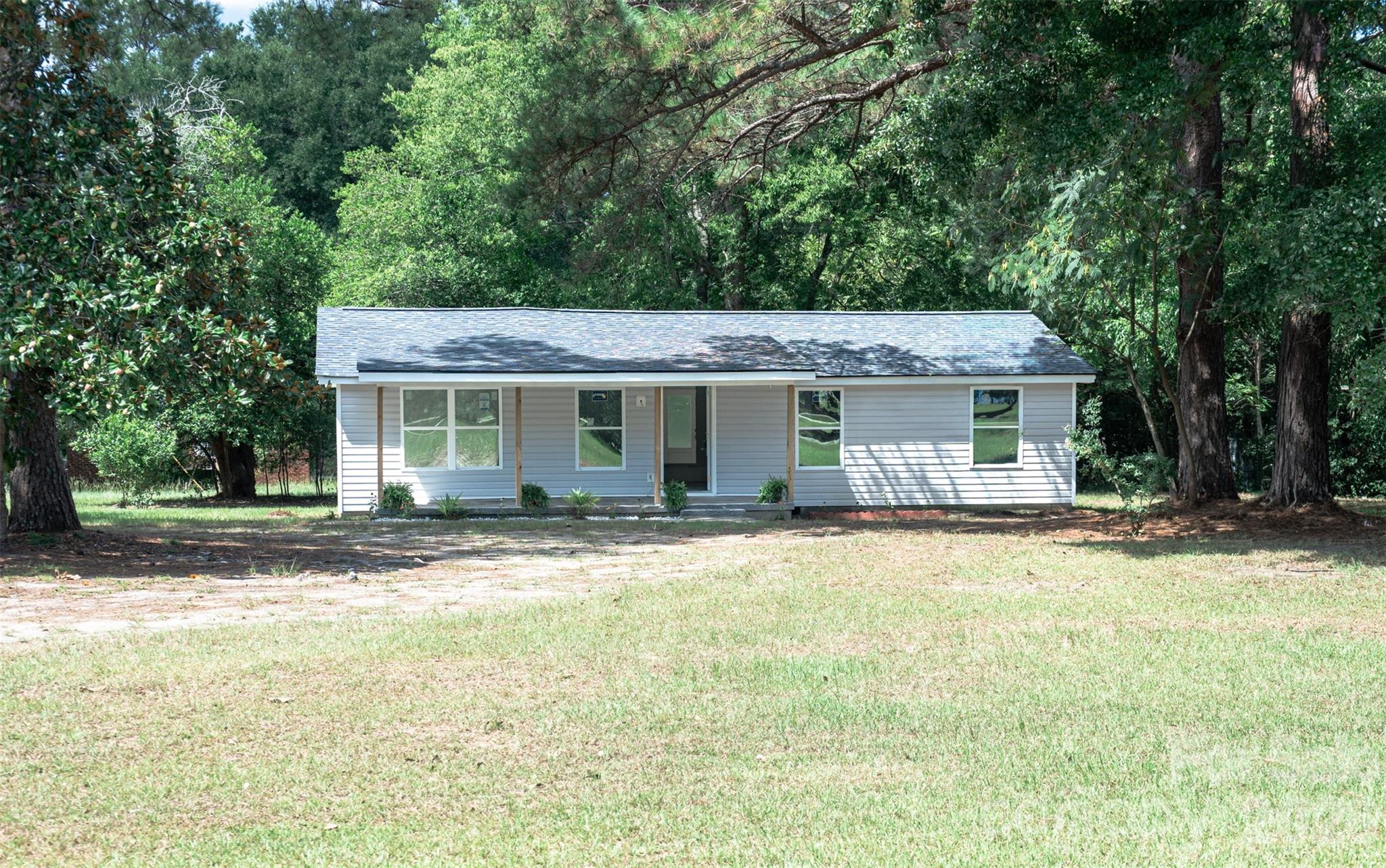 3105 Evelyn Circle Property Photo 4