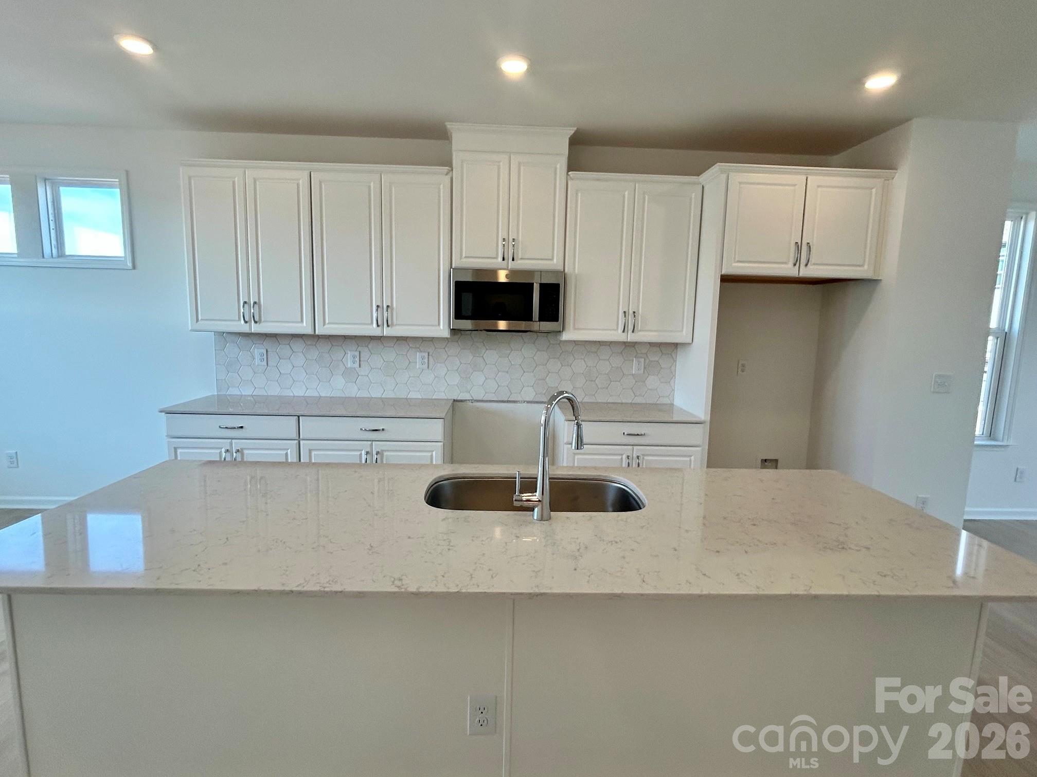 2137 Hawksworth Lane Property Photo 1