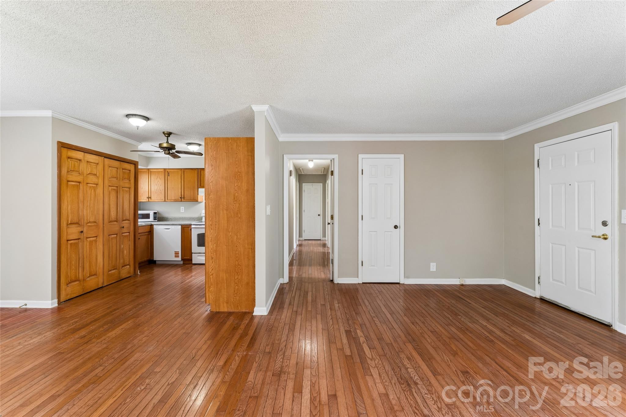 550 Englewood Street Property Photo 13