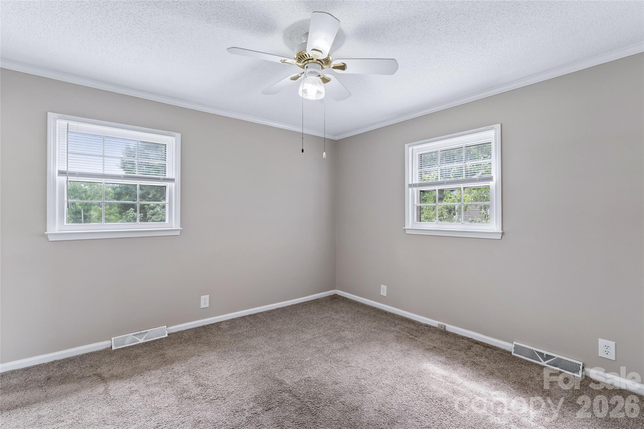 550 Englewood Street Property Photo 19