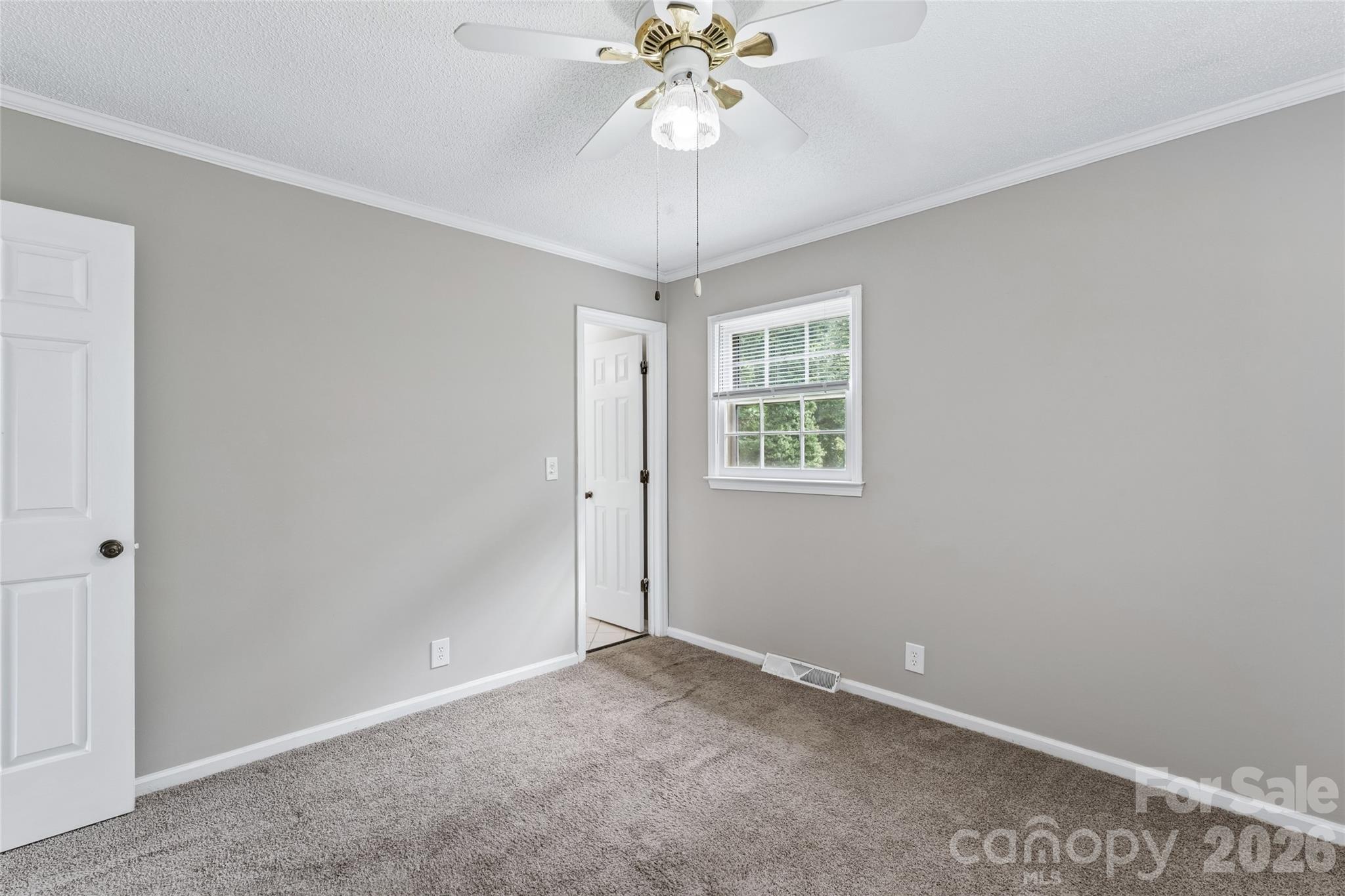 550 Englewood Street Property Photo 22