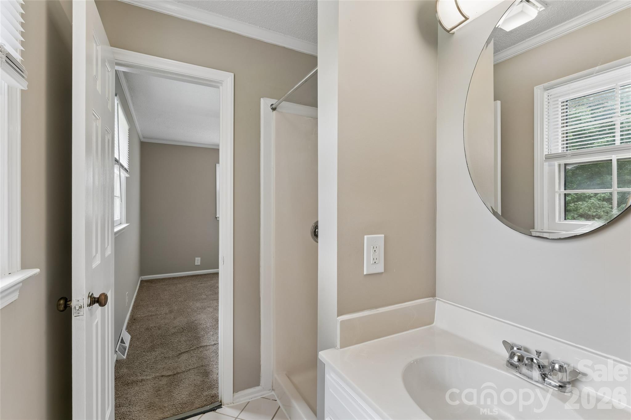 550 Englewood Street Property Photo 24