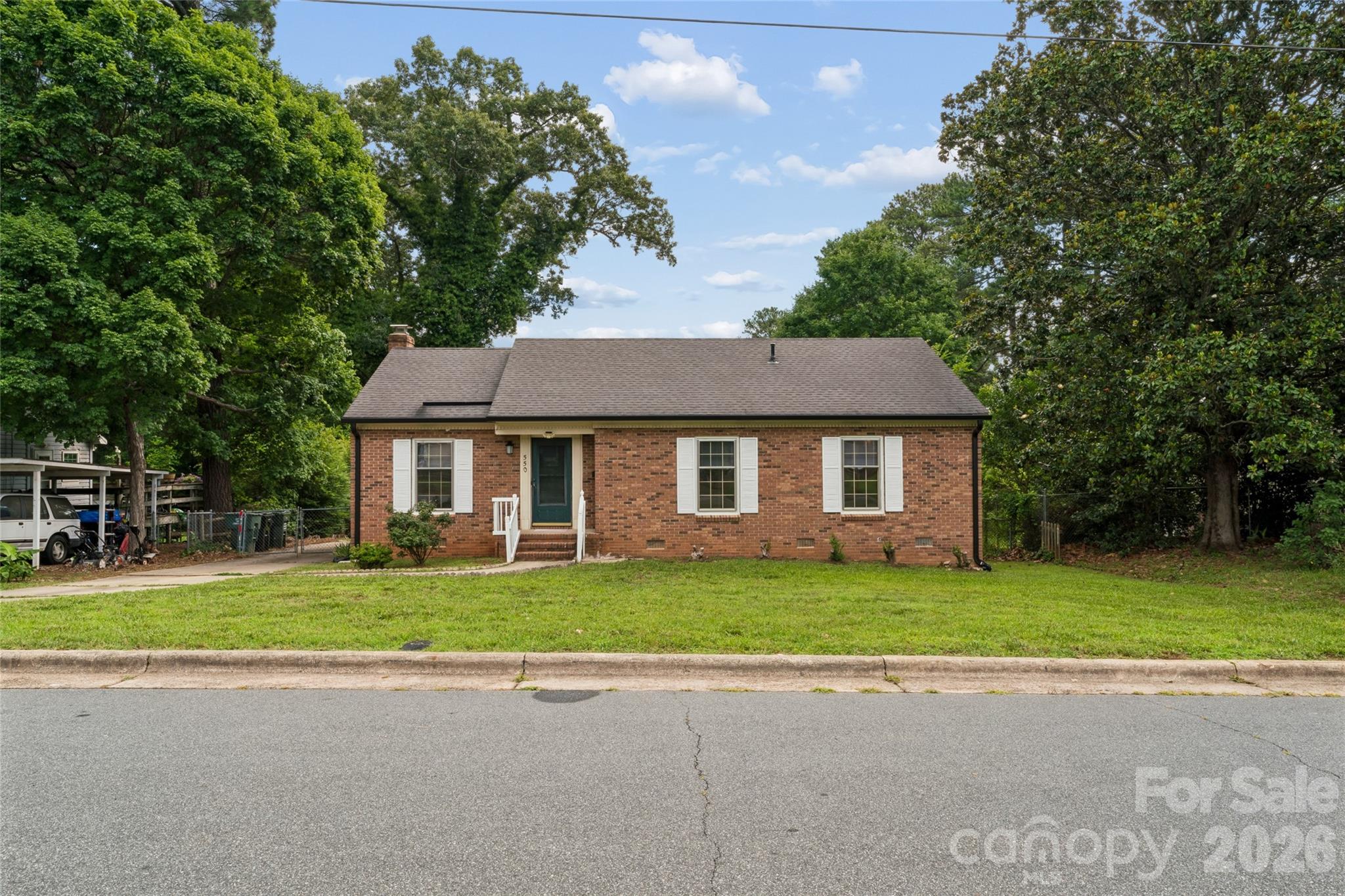550 Englewood Street Property Photo 31