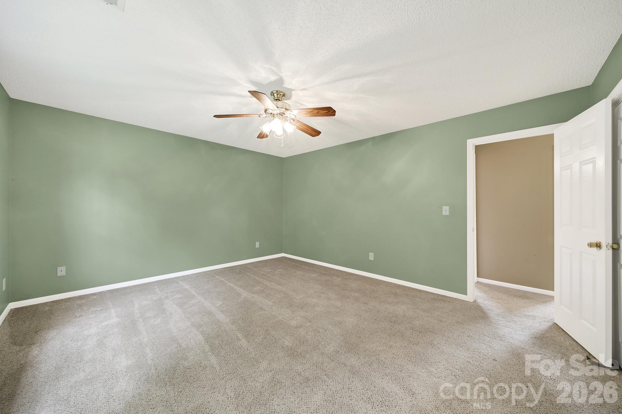 1805 Lillian Lane Property Photo 16