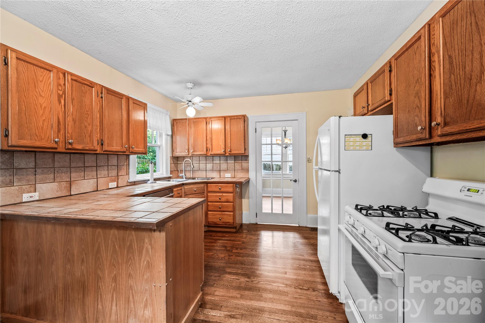 18 Westover Drive Property Photo 12