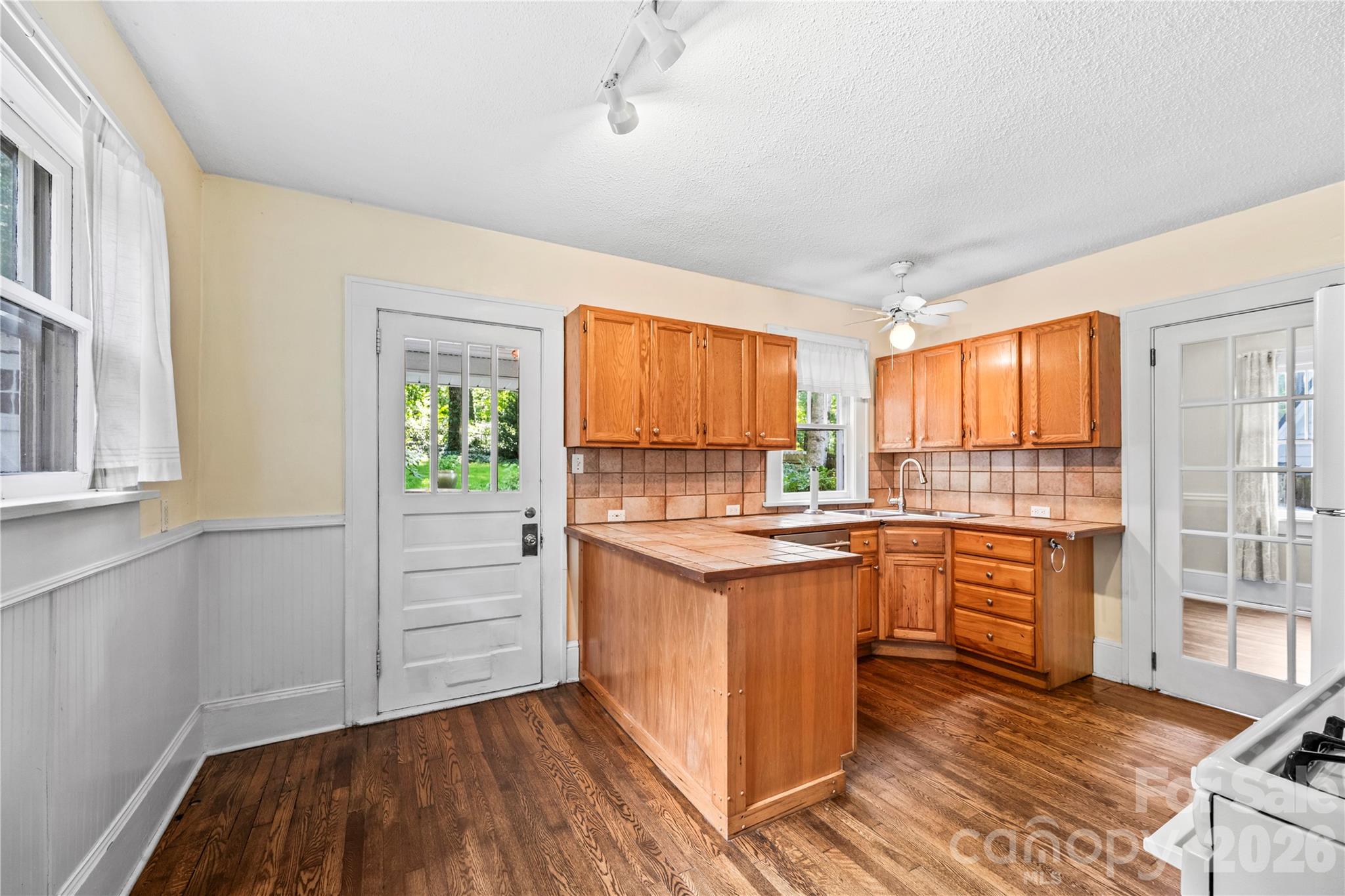 18 Westover Drive Property Photo 13
