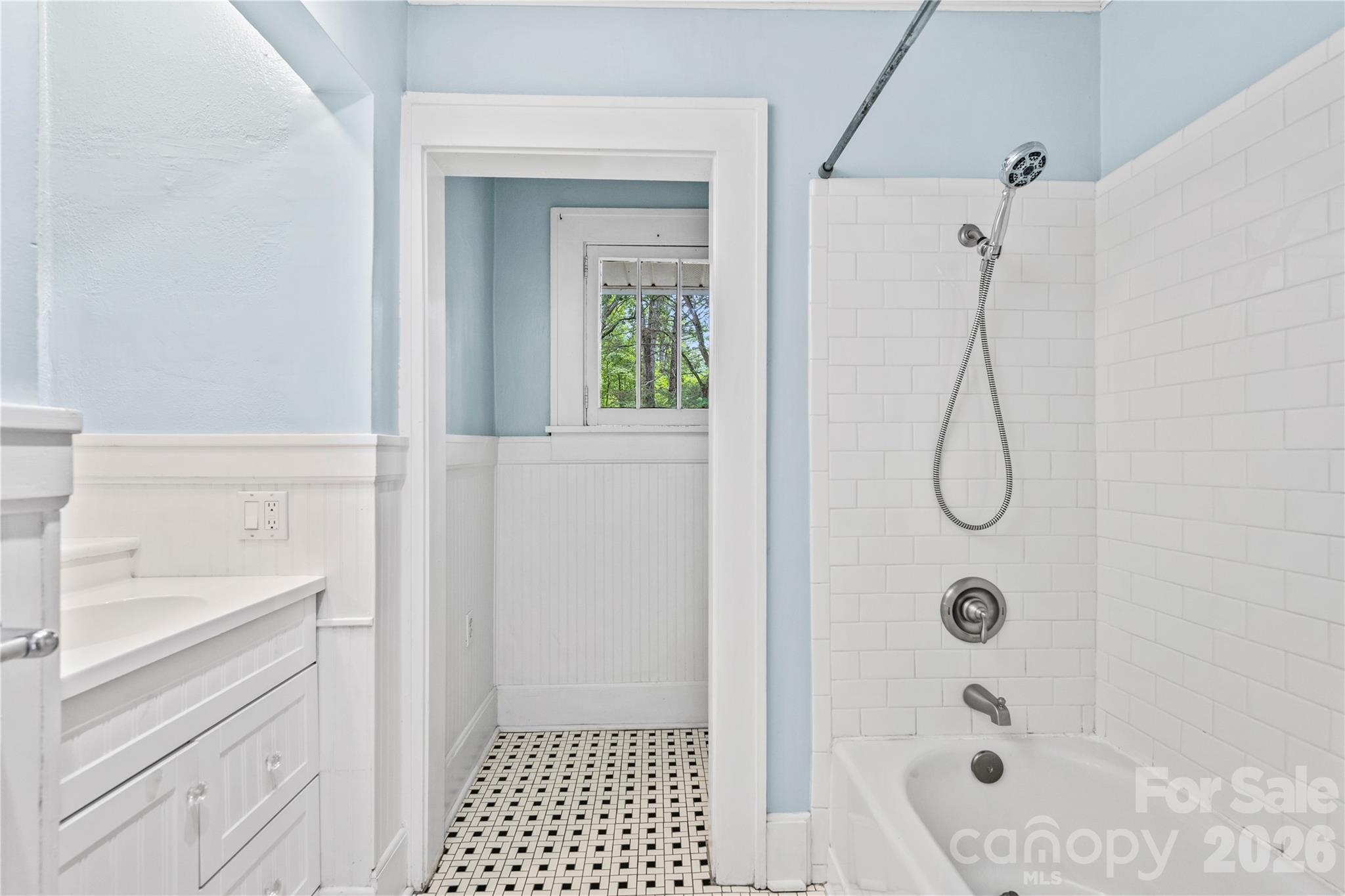 18 Westover Drive Property Photo 15