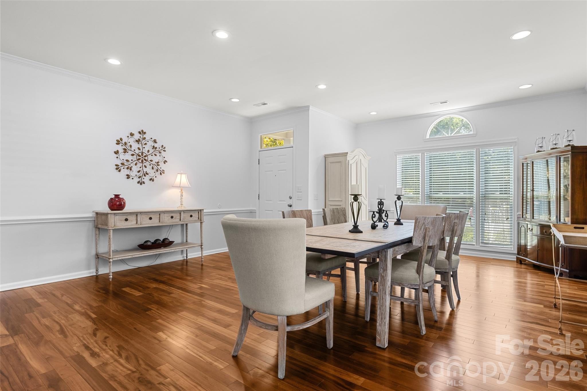 8632 Castlebay Drive Property Photo 7