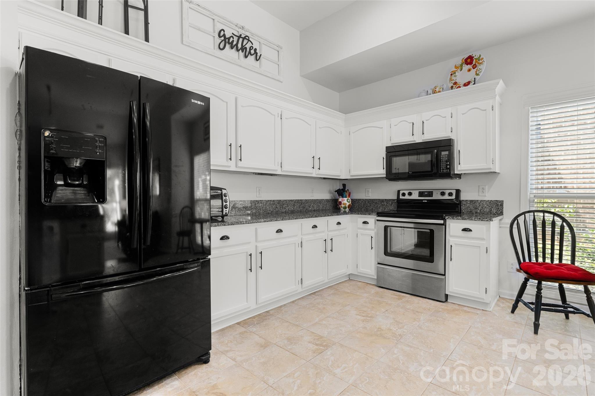 8632 Castlebay Drive Property Photo 10