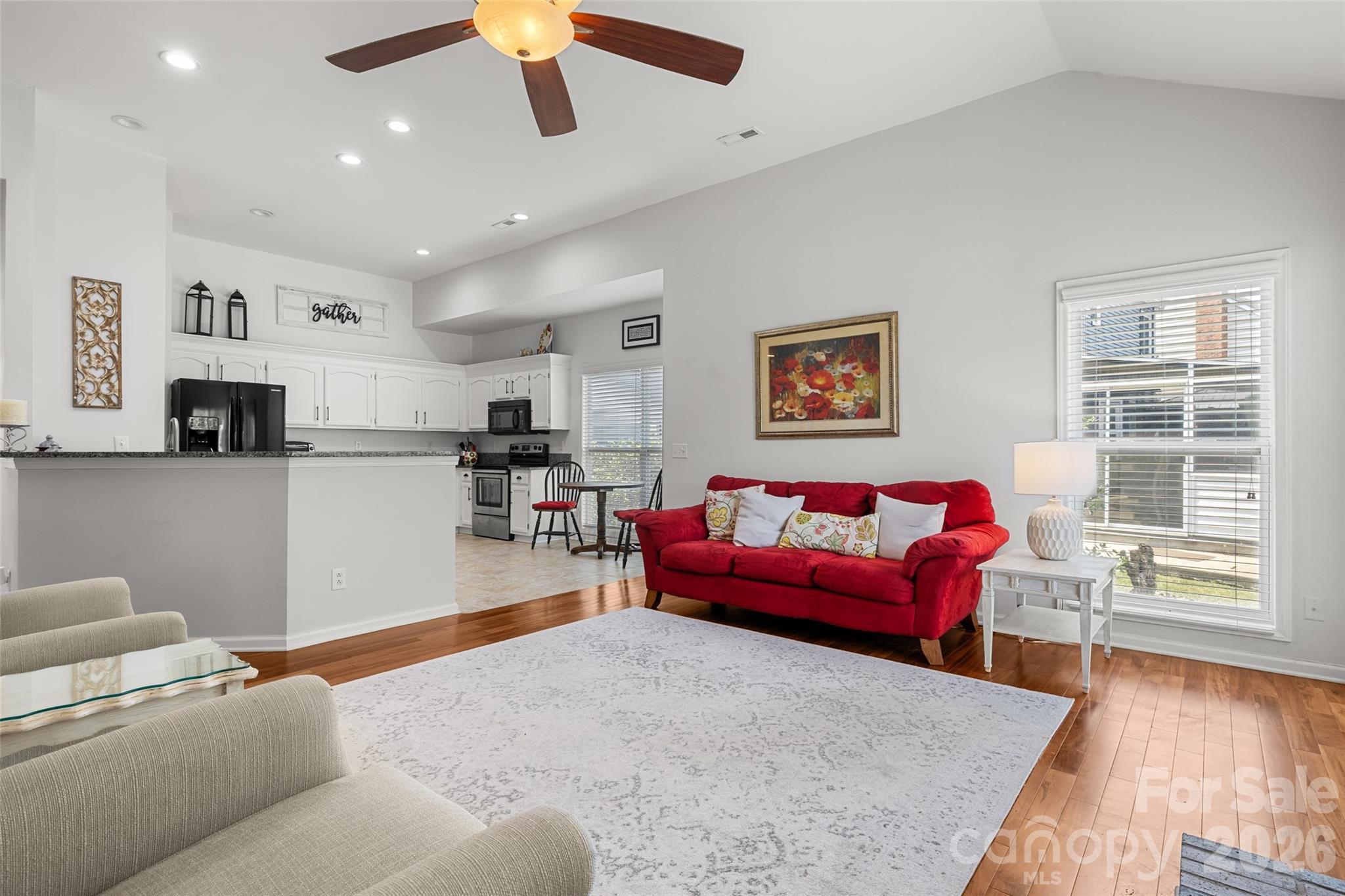 8632 Castlebay Drive Property Photo 14