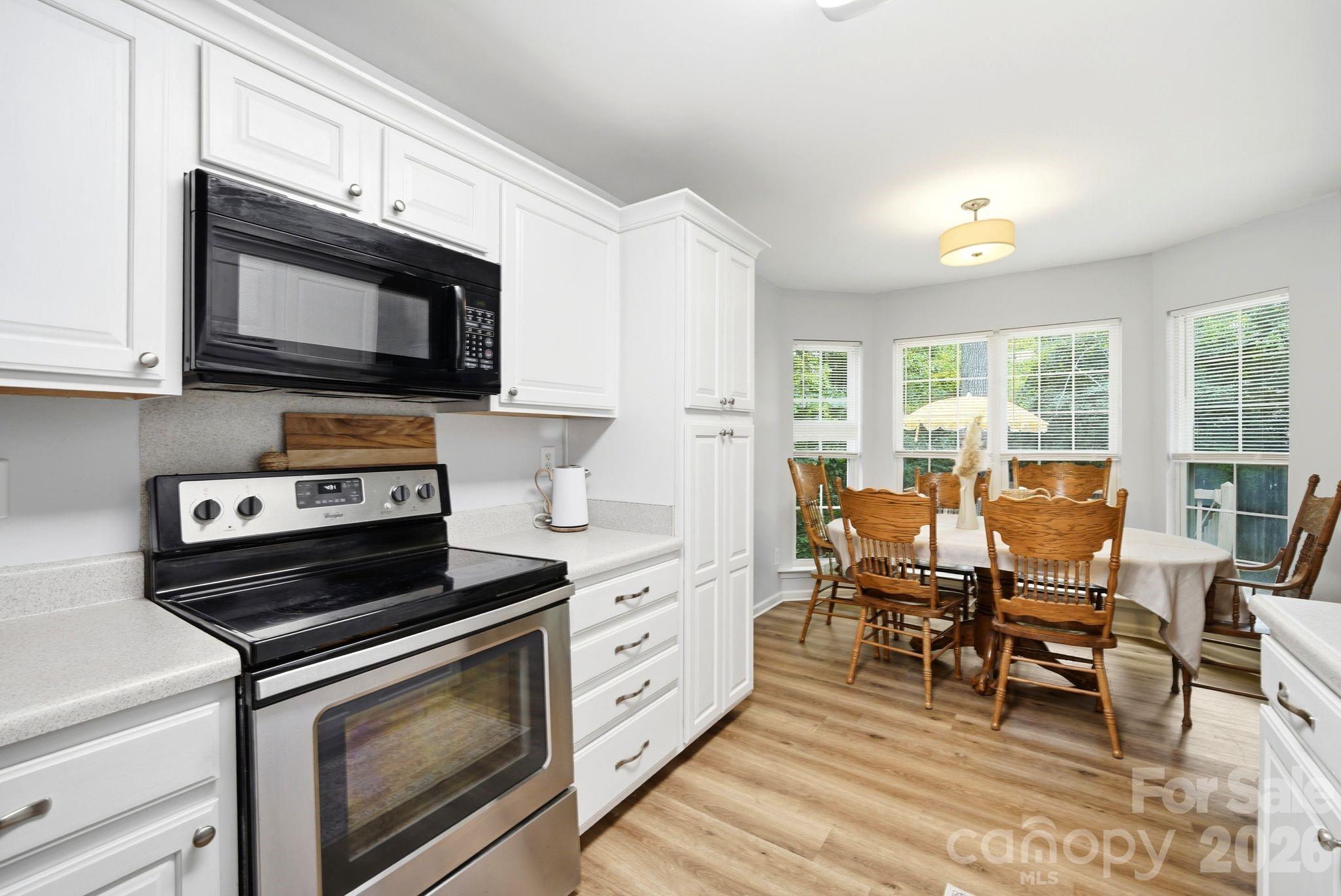 1008 Raywood Court Property Photo 19