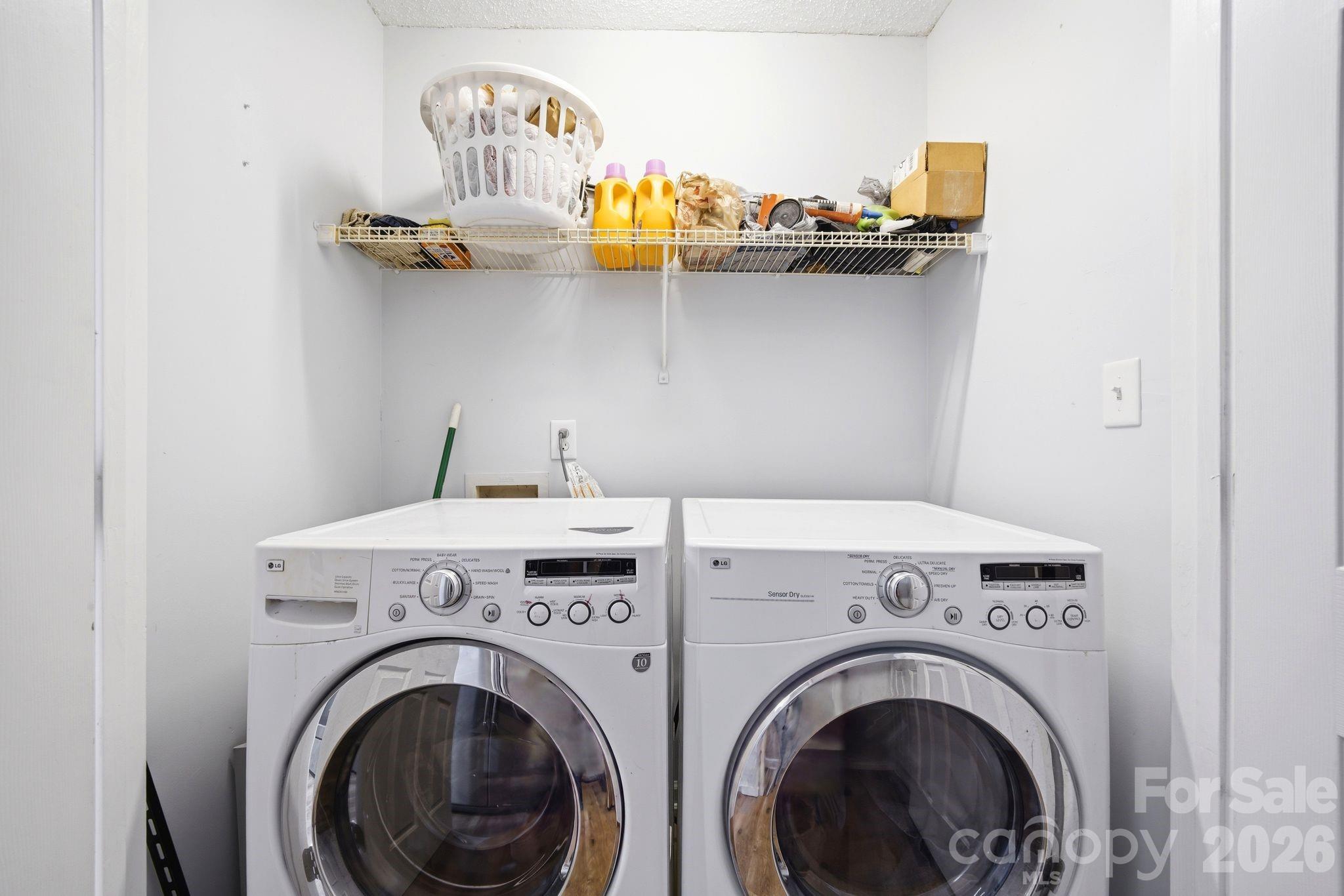 1008 Raywood Court Property Photo 35