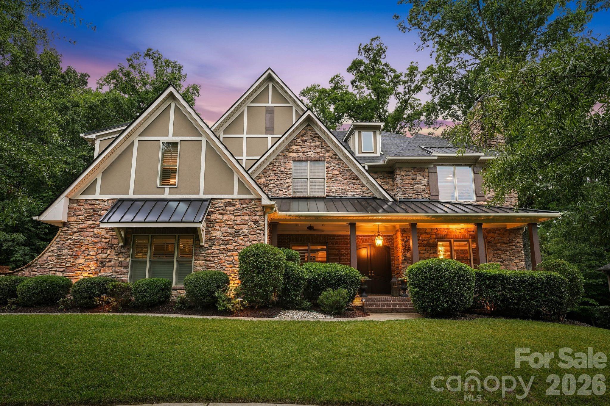 2702 Cecily Court Property Photo 1