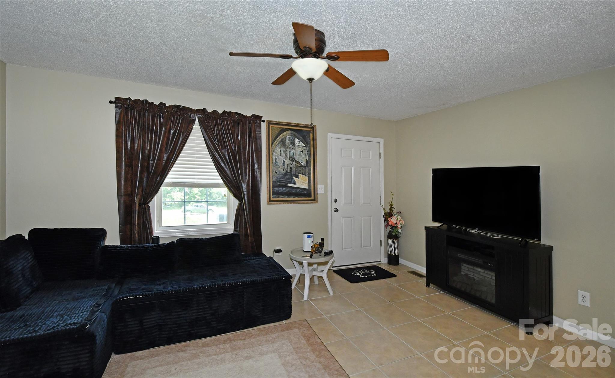5502 And 5504 Wrenn Drive Property Photo 4