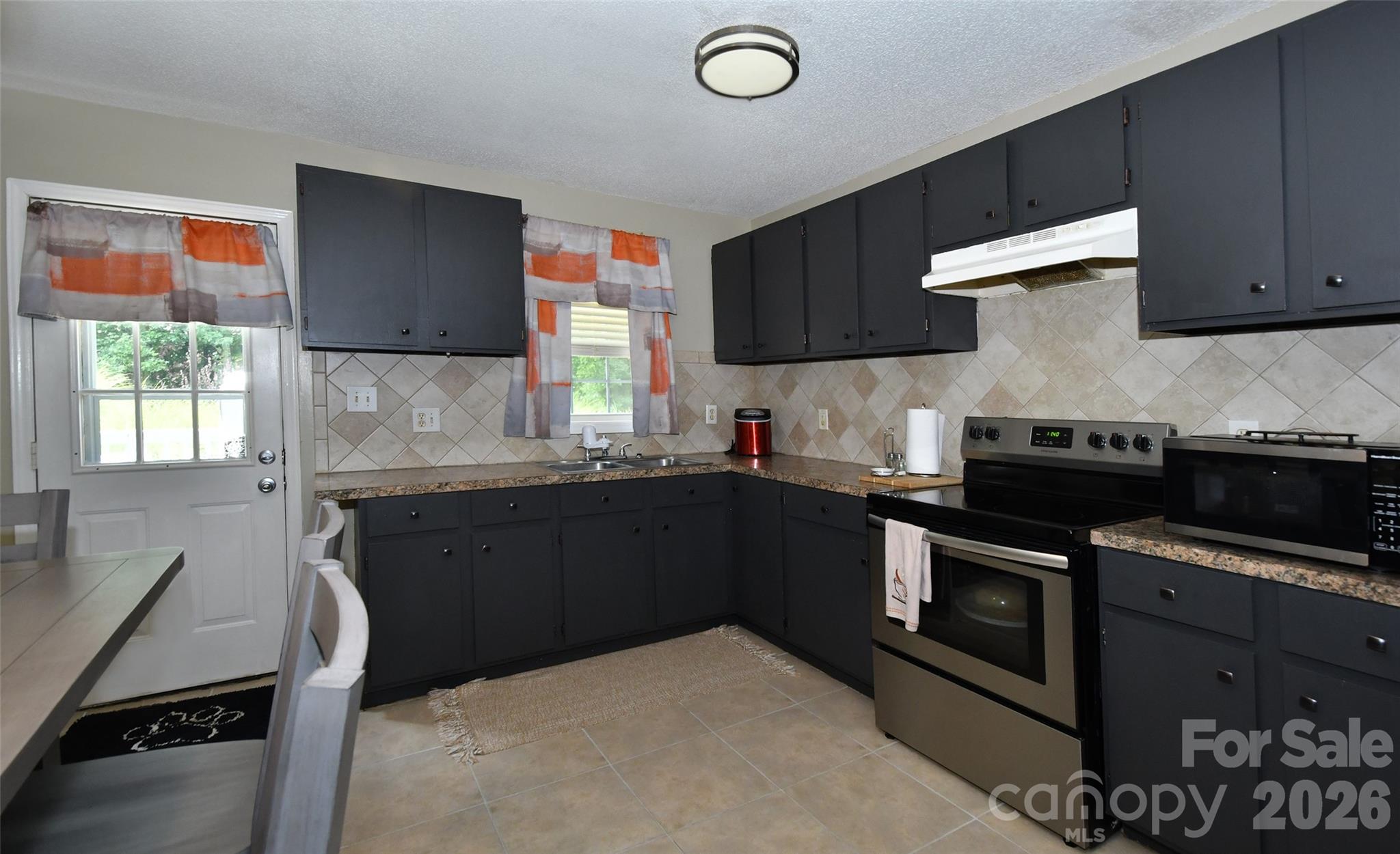 5502 And 5504 Wrenn Drive Property Photo 7