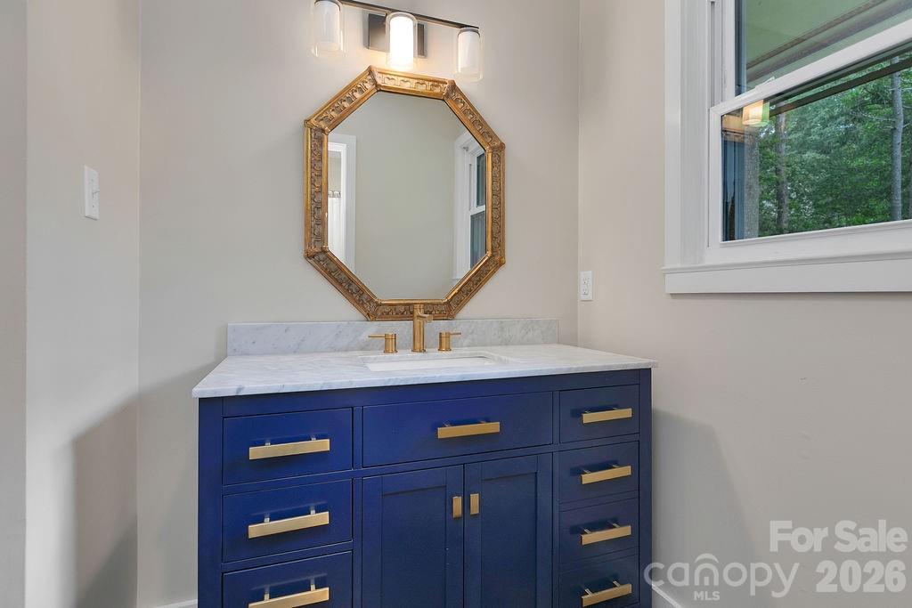 100 Ashton Lane Property Photo 23