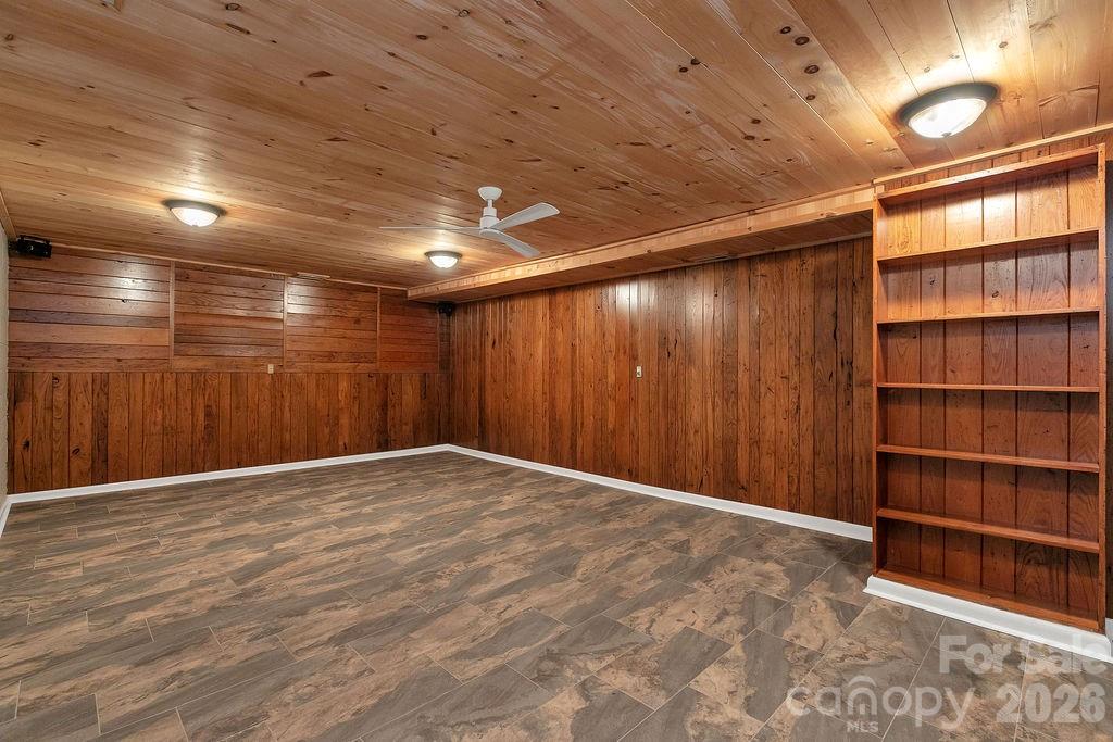 100 Ashton Lane Property Photo 27
